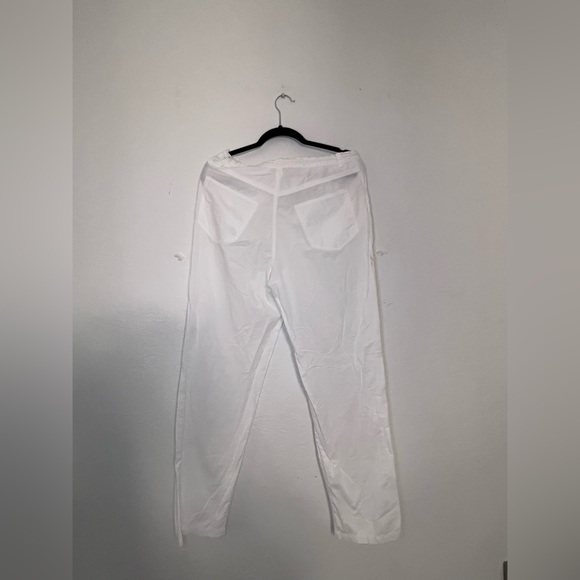 Calvin Klein - Picture 7 of 7